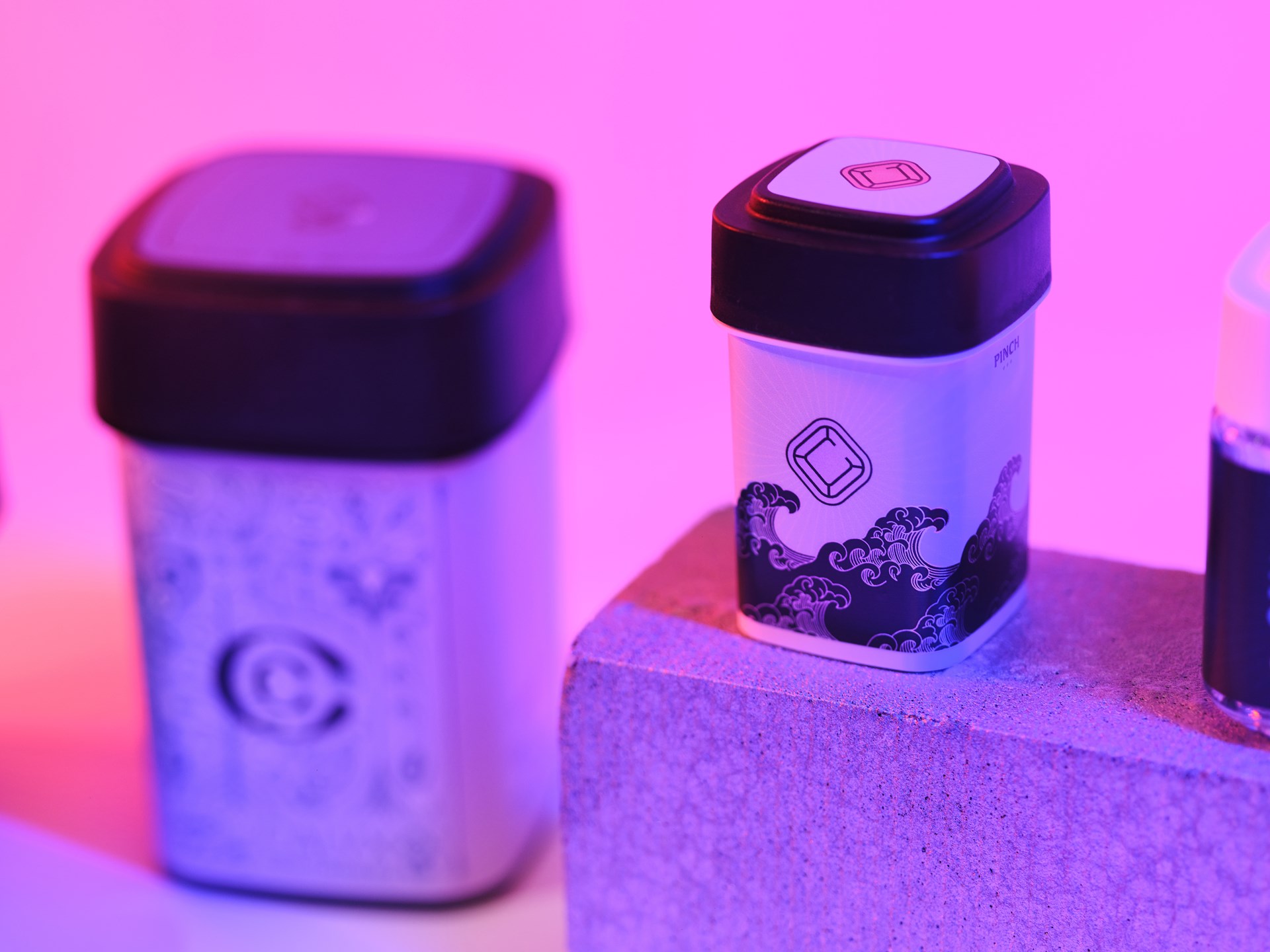 Calyx drams with ocean wave custom designs